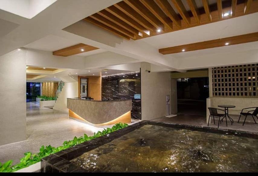 האט יאי Hi Season Hotel מראה חיצוני תמונה